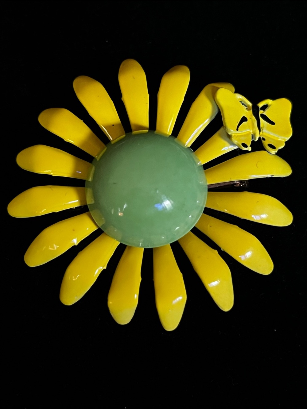 Retro Yellow Enamel Daisy Brooch with Green Center & Butterfly